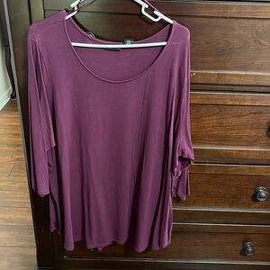 Tahari Top Quarter Length Sleeve